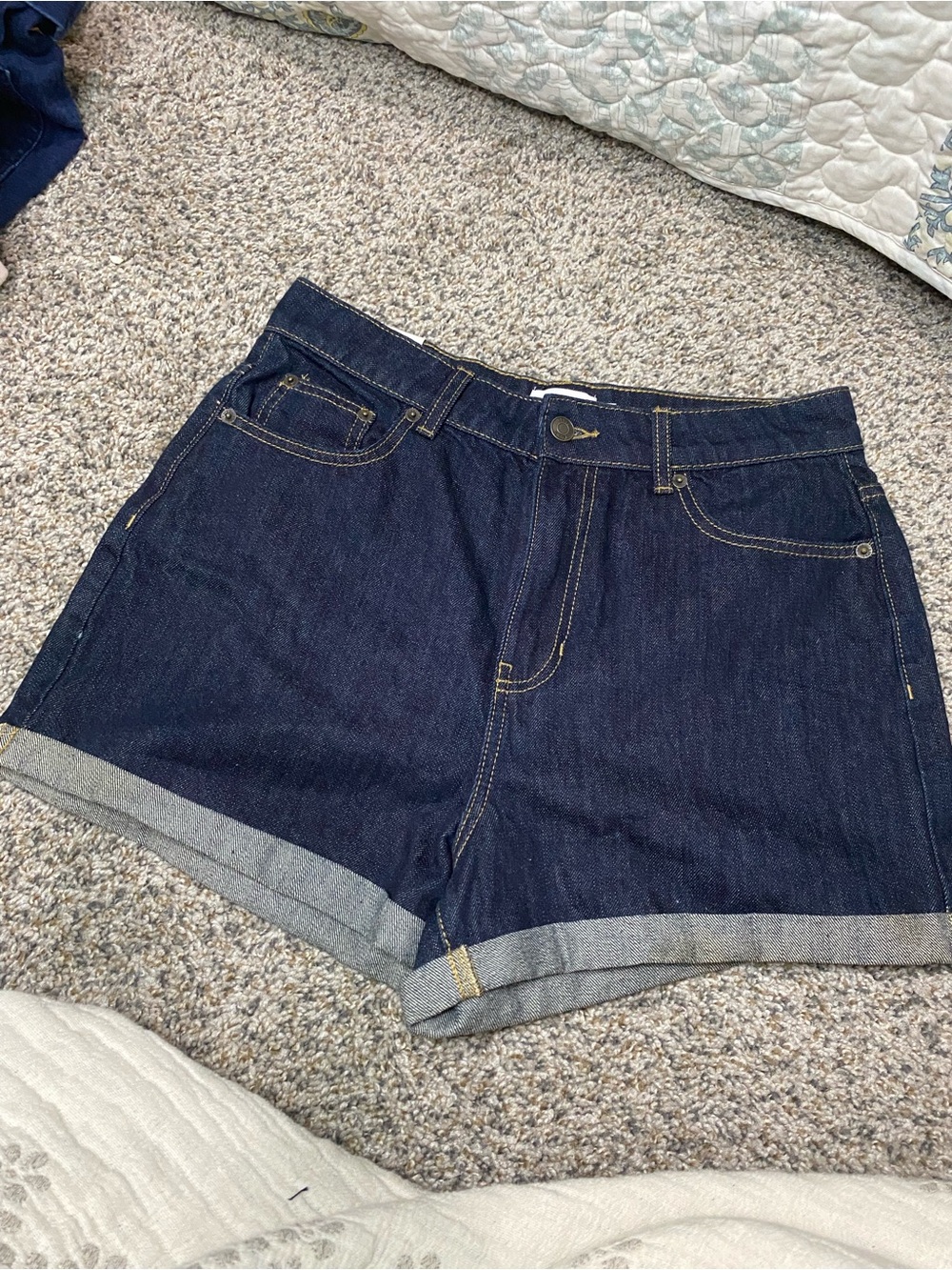 NWT True Craft dark wash high waisted Denim Cuffed Mom Short size 11